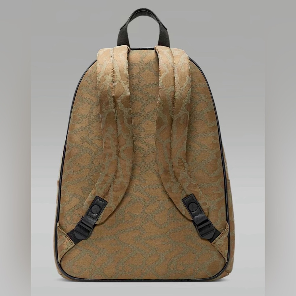Jordan Monogram Backpack (20L) - Picture 4 of 8